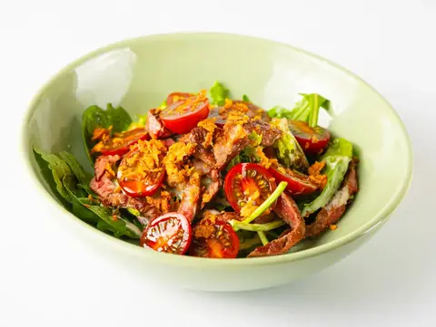 Ensalada de Solomillo