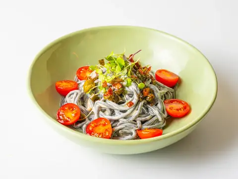 Espaguetis con salsa Alfredo
