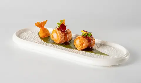 Rollito de Salmón Flambeado