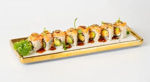 Uramaki Salmón con Foie Flambeado
